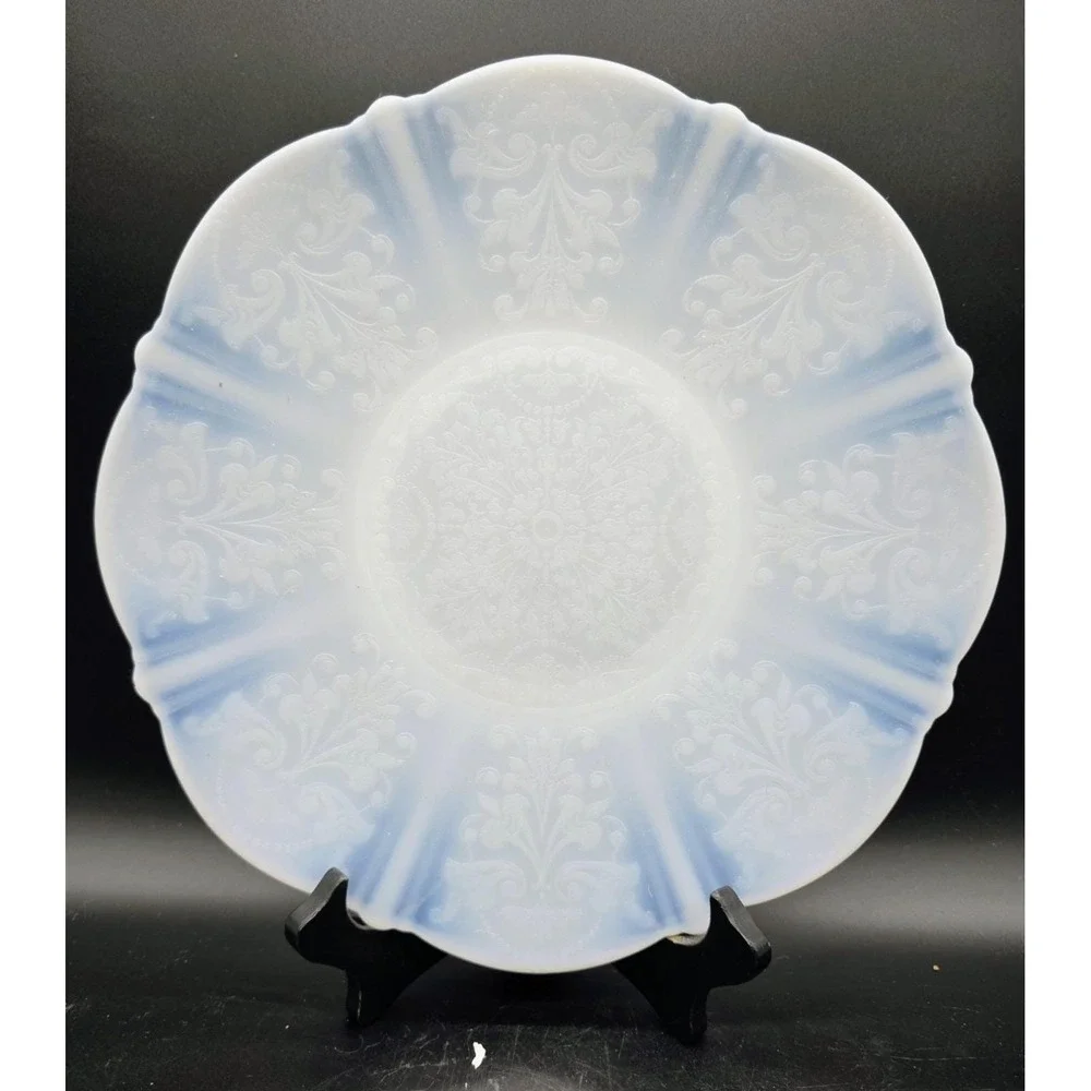 Vintage Monax American Sweetheart White MacBeth Evans Dinner Plate 10 1/2